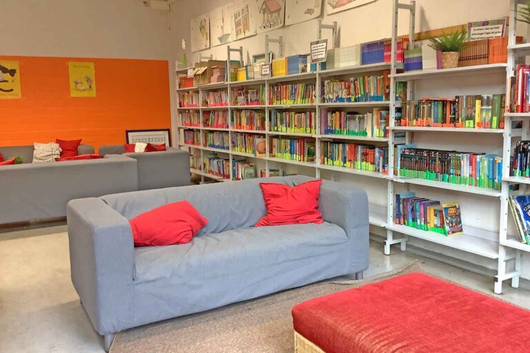 Einblicke in die Bücherei